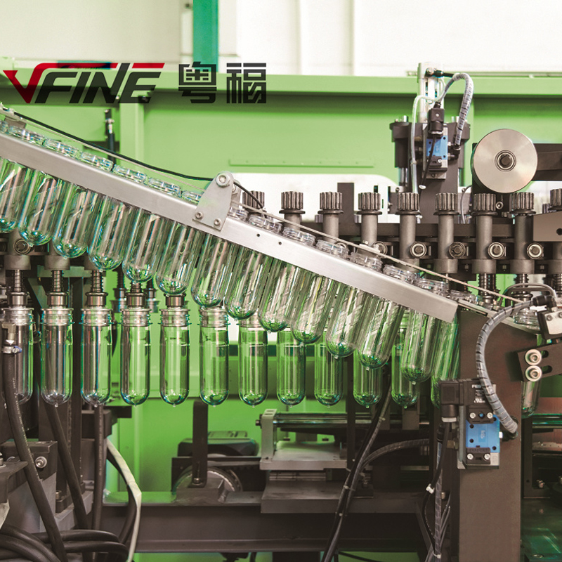 Высокоскоростная машина для выдувания бутылок YF-L1BLE  2-5L 1000-1200BPH